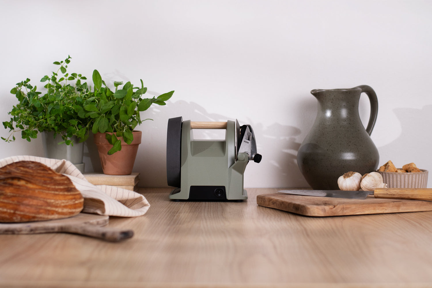 Tormek T-1 in Ash Green on kitchen counter